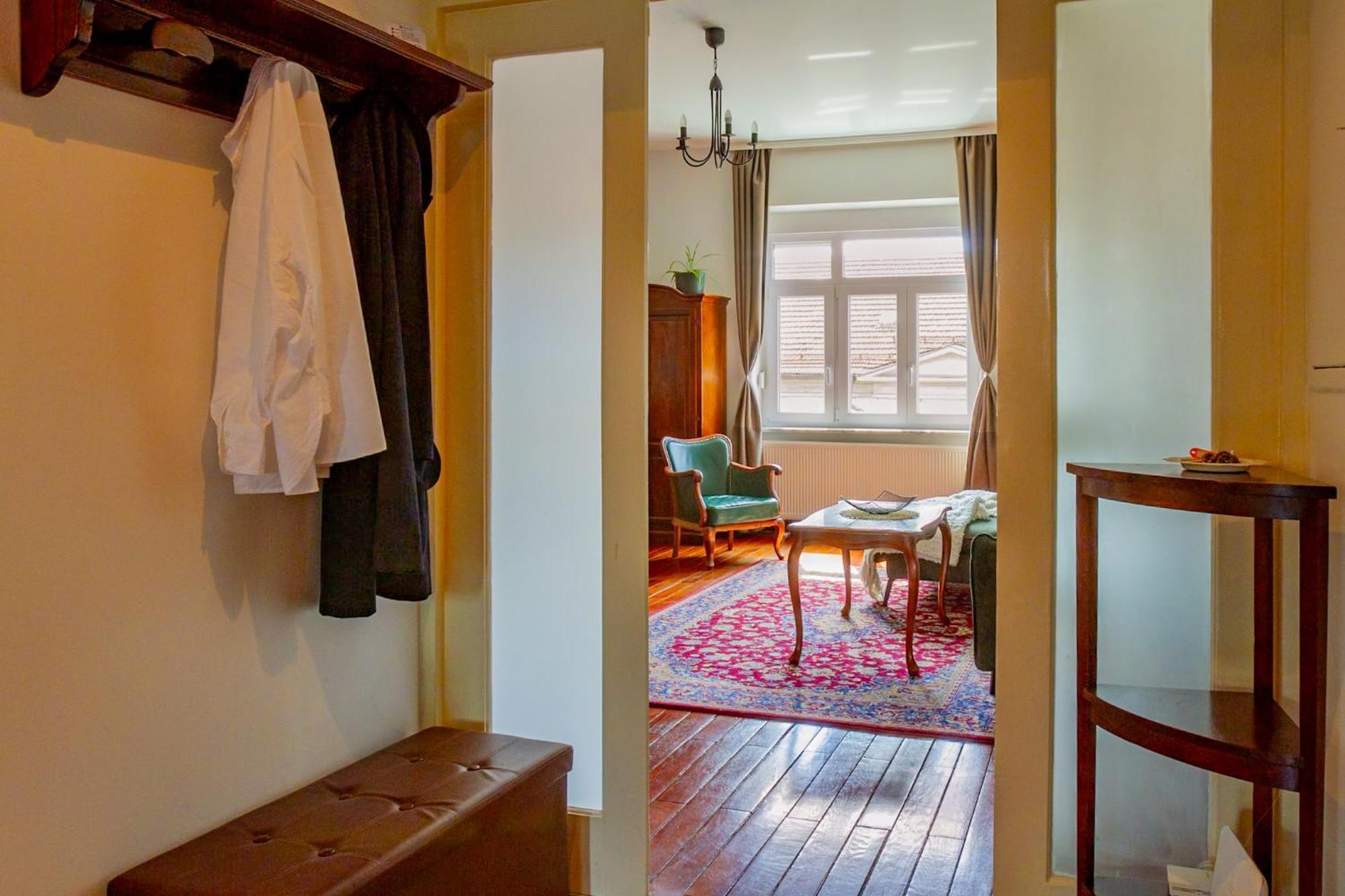 Chic Antique Dana - Zagreb Center-View Apartment Екстериор снимка